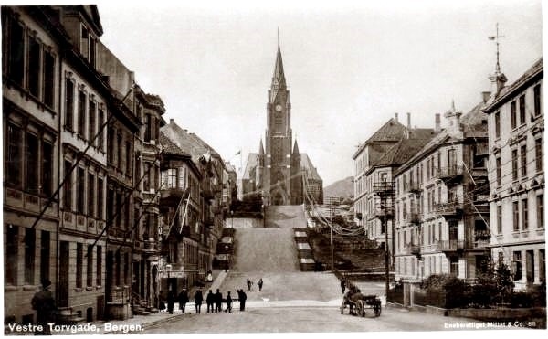 [VestretorvgatemotJoheanneskirken6.jpg]