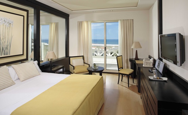 HotelLasArenas040