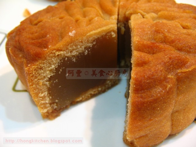 Single Egg Mooncake (2).jpg