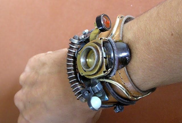 [awesome_steampunk_handworks_640_07[2].jpg]