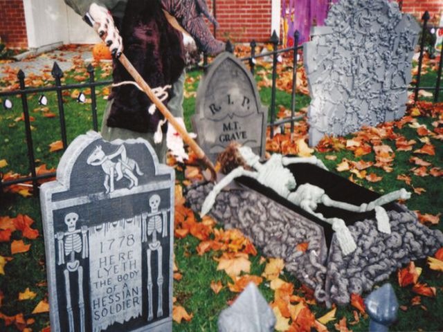 [interesting_halloween_ideas_640_40[5].jpg]