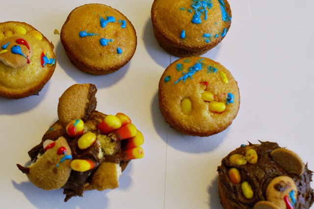 [ruthsturkeycupcakes[5].jpg]