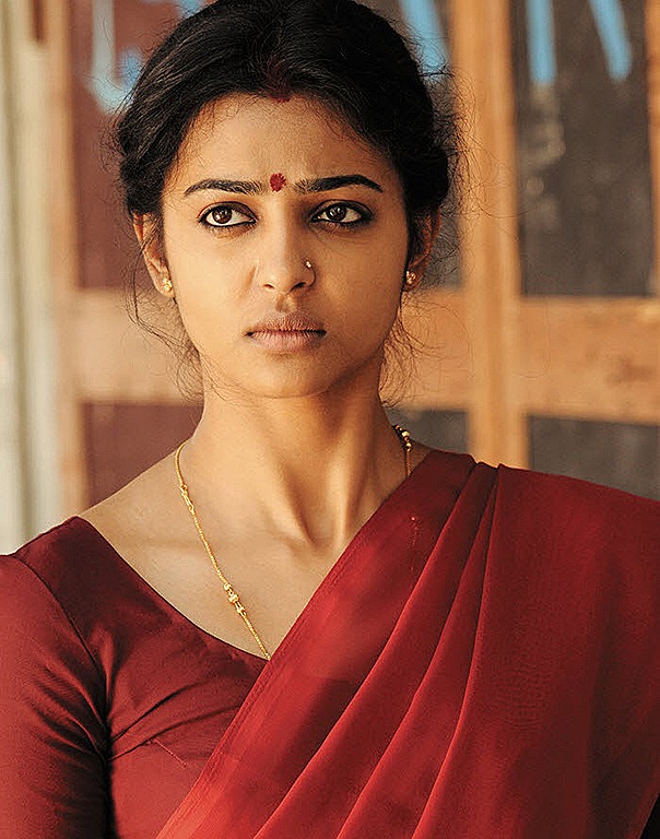 [Radhika-Apte[6].jpg]