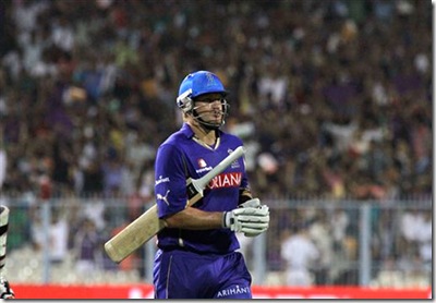 Rajasthan Royals batsman Shane Watson walks back after his dismissal-ipl-2011
