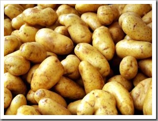 1090135_some_potatoes