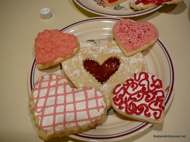 [Valentine cookies[2].jpg]