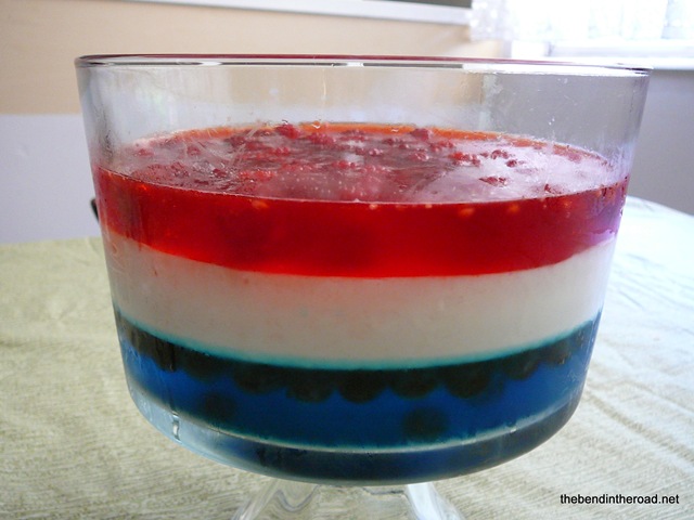 [Red White and Blue Jello Salad[1].jpg]