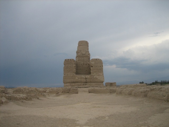 [9. The Jaiohe stupa[5].jpg]