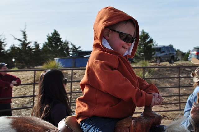 [03-31-11 farm visit 69[2].jpg]