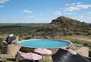Außenpool der Onjala Lodge mit schönem Panoramablick über die Umgebung der Farm. © Foto: Jens Döring | Outback Africa Erlebnisreisen