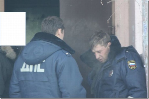 Policiais russos bebados (4)
