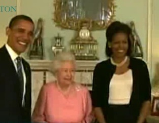 Barack Michelle Obama Queen Elizabeth Pic