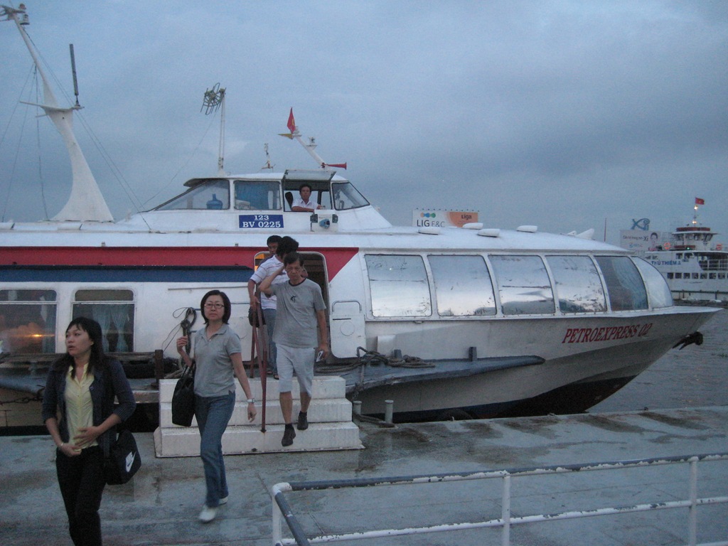[2008-10-28 saigon 008[5].jpg]