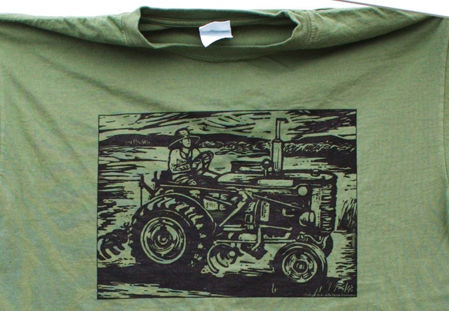 [t-shirt tractor 2010[4].jpg]