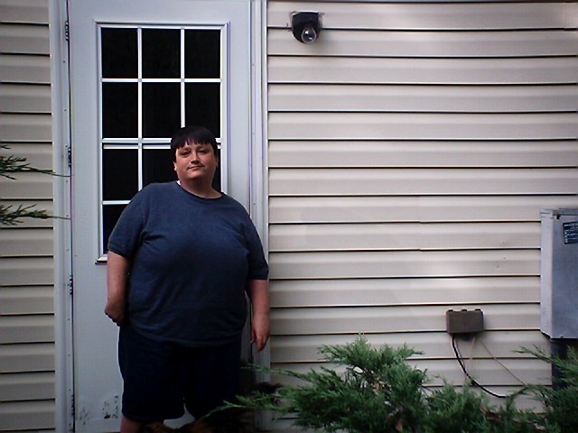 [new pic of me 1[3].jpg]