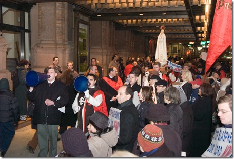 012908_Jerry_Springer_Protest_121