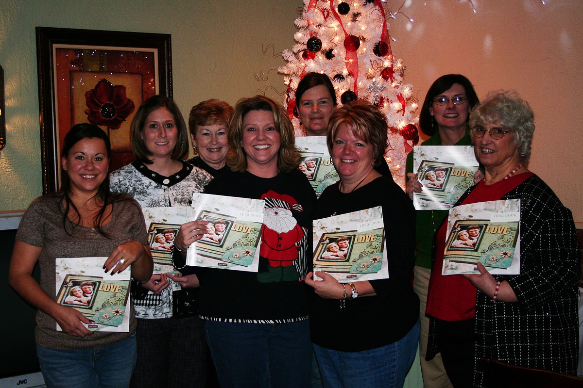 [2009-12-03_2259_edited-1[3].jpg]