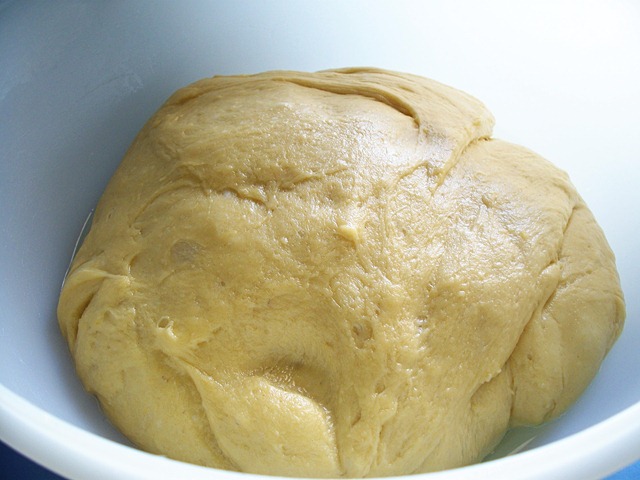 [risen dough[5].jpg]