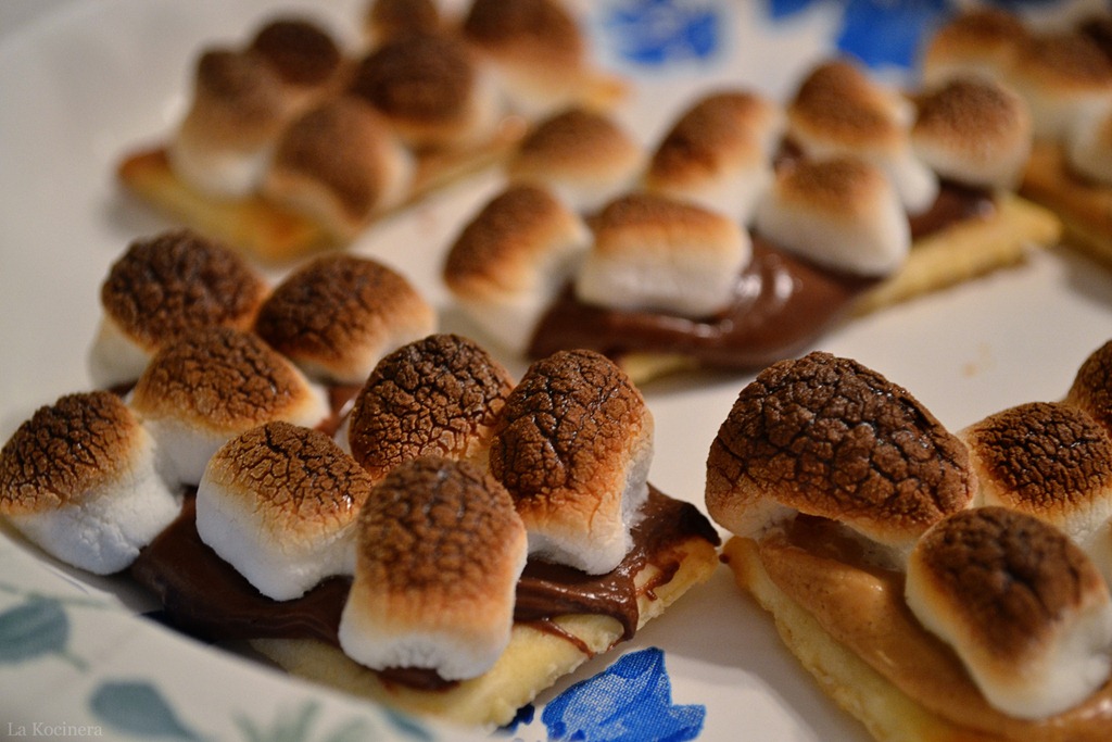[peanut butter marshmallow crackers[5].jpg]