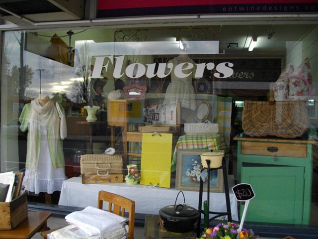 [flowers20101505.jpg]
