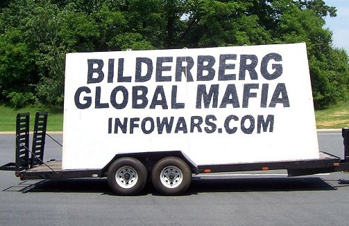 [BilderbergProtest2m[4].jpg]