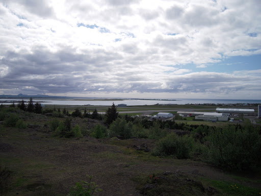 Looking southwest over Reykjavíkurflugvöllur, the municipal airport.