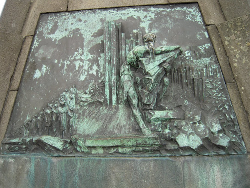 Some kind of plaque, I think it commemorates independence?