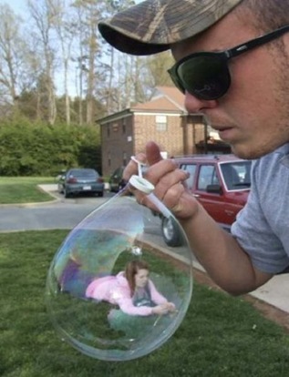 [forced perspective pictures 8[2].jpg]