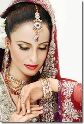 pakstani briade . latest fashion of pakistan . indian bride . desi girls. mehendi desinge . dulhan dreess for 2011. pk models. paki girls. indian girls (3)
