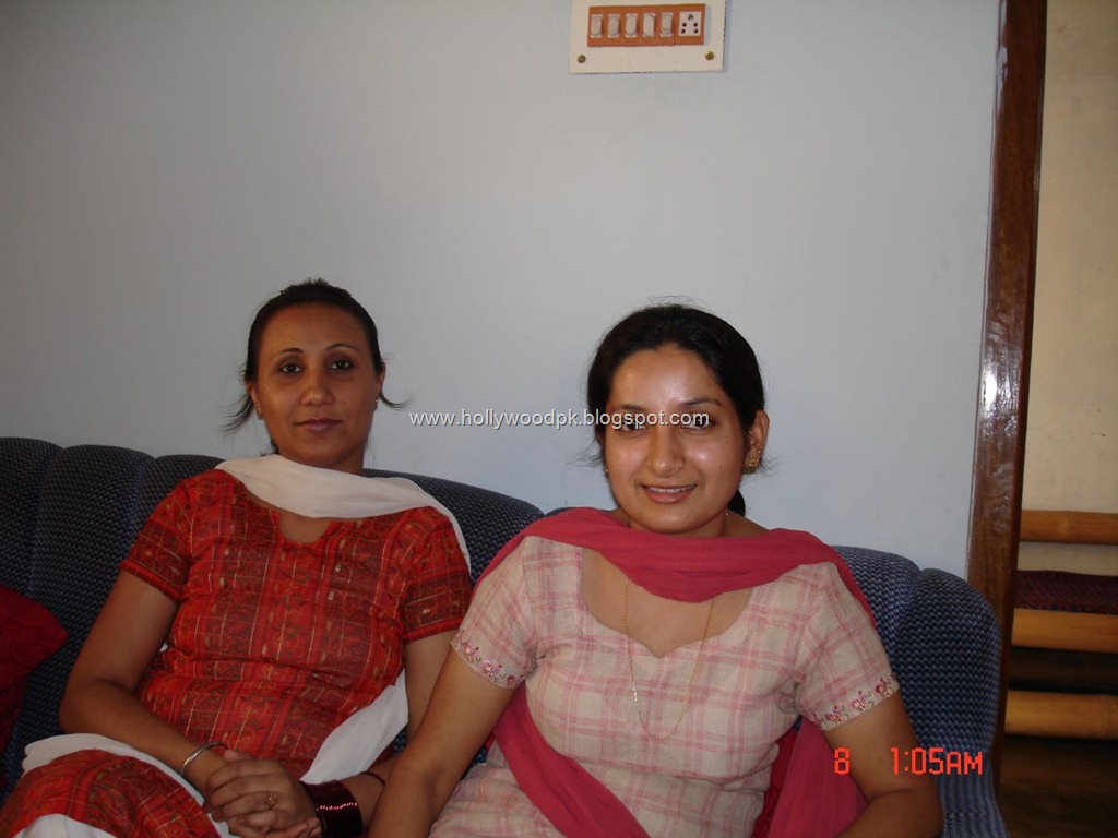 [indian-desi-girls-hot-aunties.-india[35].jpg]