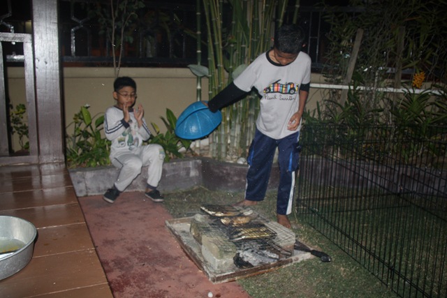 [Jom masak Ikan bakar 15.2.2011 012[2].jpg]