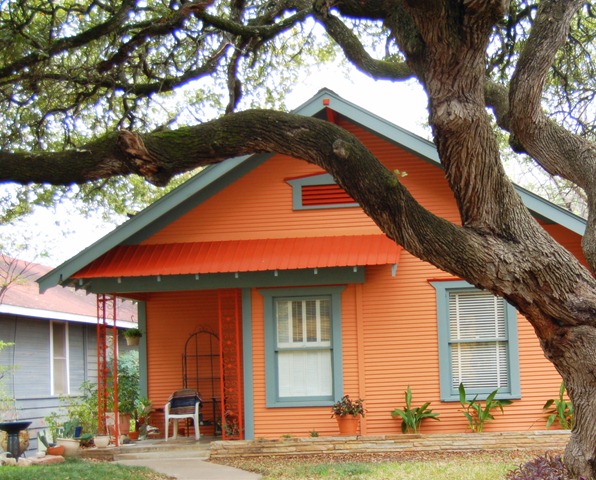 [orangehouse[4].jpg]