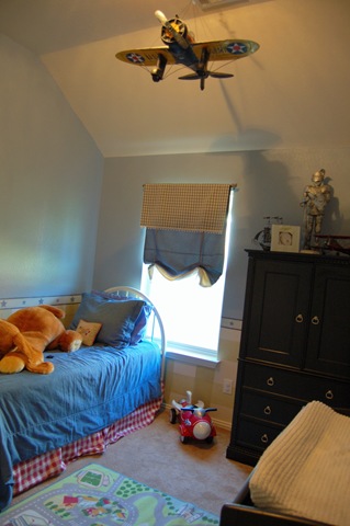 [bed1[3].jpg]
