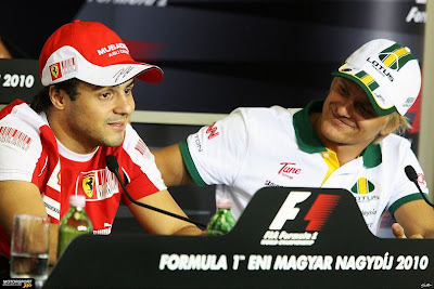 Фелипе Масса и Хейкки Ковалайнен на пресс-конференции в четверг Гран-при Венгрии 2010