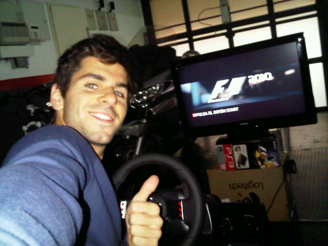 Хайме Альгерсуари опробовал F1 2010