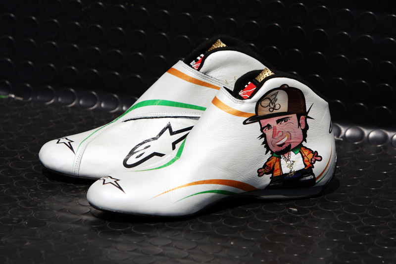гоночная обувь Витантонио Льюцци на Гран-при Бразилии 2010