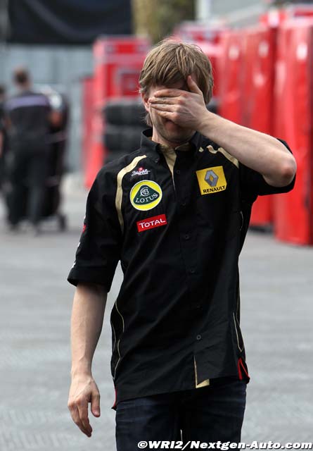 фэйспалм Ника Хайдфельда на Гран-при Австралии 2011
