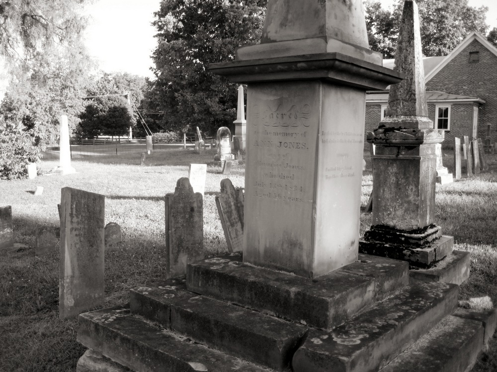 [Grave of Ann Jones 72[2].jpg]