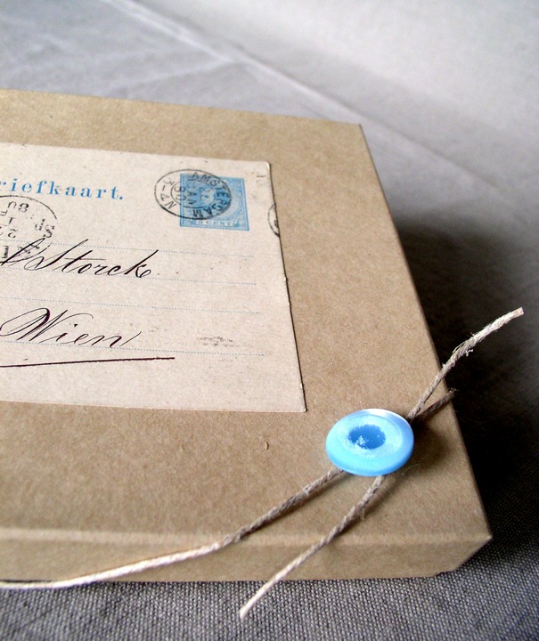 [Kraft gift box 72[3].jpg]