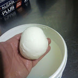Making fresh mozzarella(fior di latte)