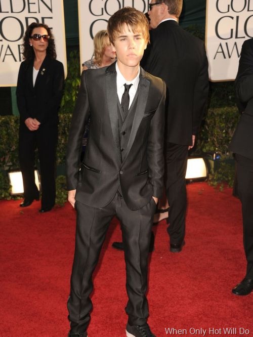 [Golden-Globes-2011-Justin-Bieber-Got-a-Haircut-for-the-Occasion-2[4].jpg]