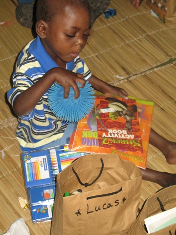 [Christmas 2008 211[3].jpg]