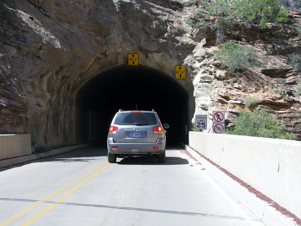 [3845 Zion National Park Scenic Byway UT[3].jpg]