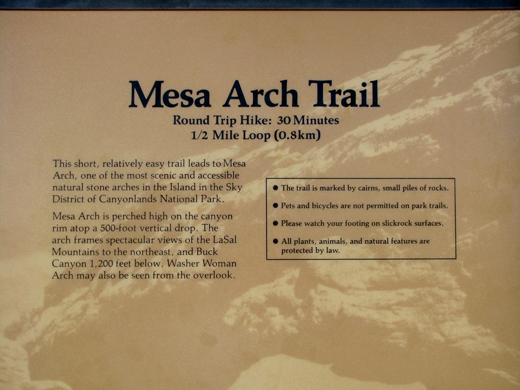 [5176 Mesa Arch Canyonlands National Park UT[3].jpg]