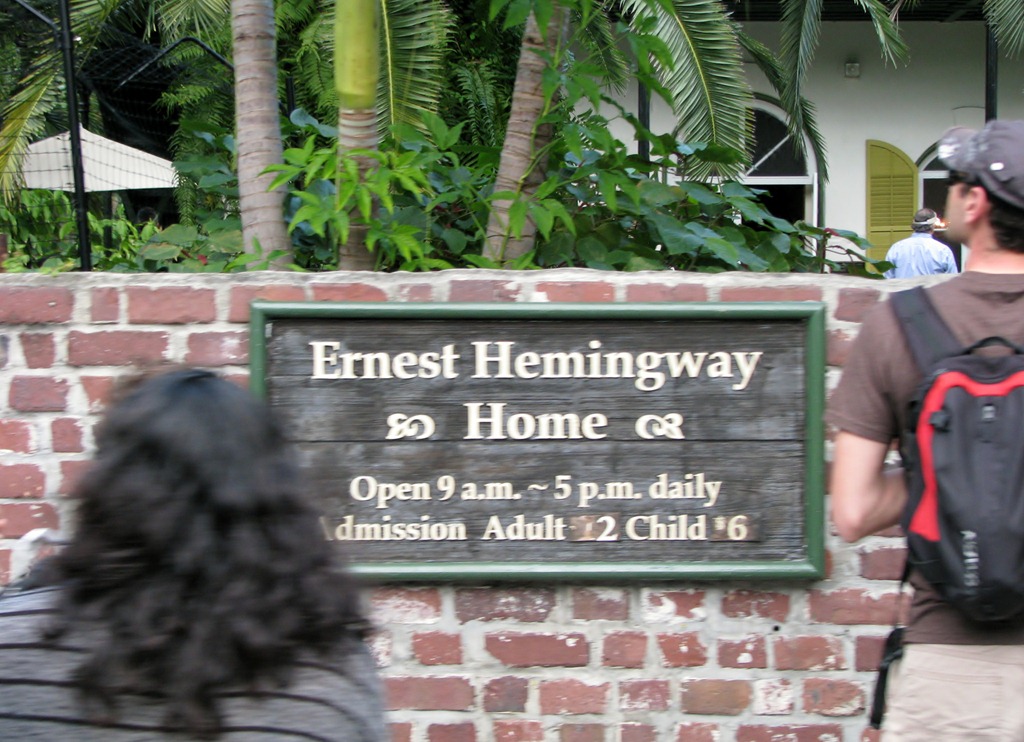 [7334 Key West FL - Conch Tour Train - Ernest Hemingway House[3].jpg]