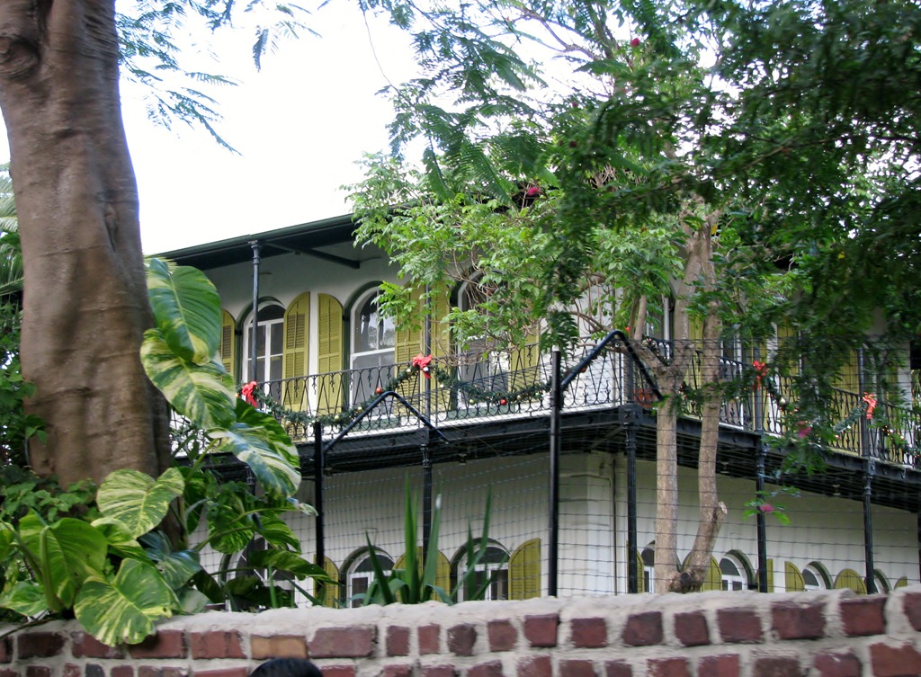 [7333 Key West FL - Conch Tour Train - Ernest Hemingway House[3].jpg]