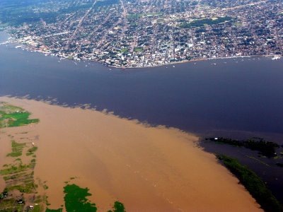 [O Encontro das Aguas do Rio Amazonas com o Rio Trombetas - Santarem PA[2].jpg]