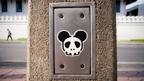 Street art (Thailand, 2011)