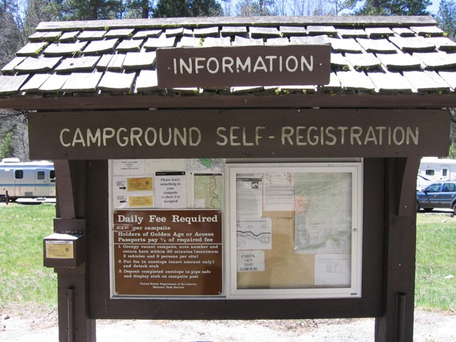 [Wawona campground Yosemite1[15].jpg]