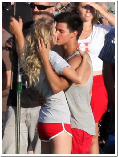 taylor swift and taylor lautner kissing. Taylor Swift amp; Taylor Lautner
